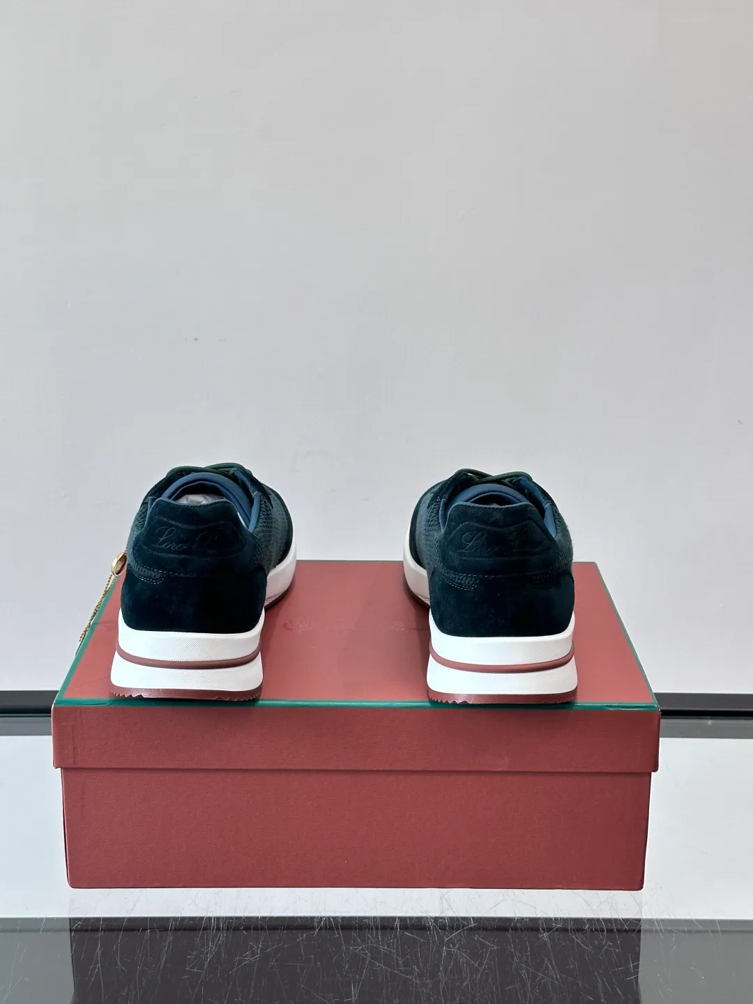 Men's men's shoes 💰p580 "Loro men's shoes 💰pian＊" Week End Walk series sports shoes, using exclusive raw materials, mesh upper + suede stitching, breathable and comfortable, rubber soles with strong grip, suitable for commuting and casual outings. Low-key high-end gray tone, versatile suit or casual wear, size: 39-44 (customized at 38.45.46)